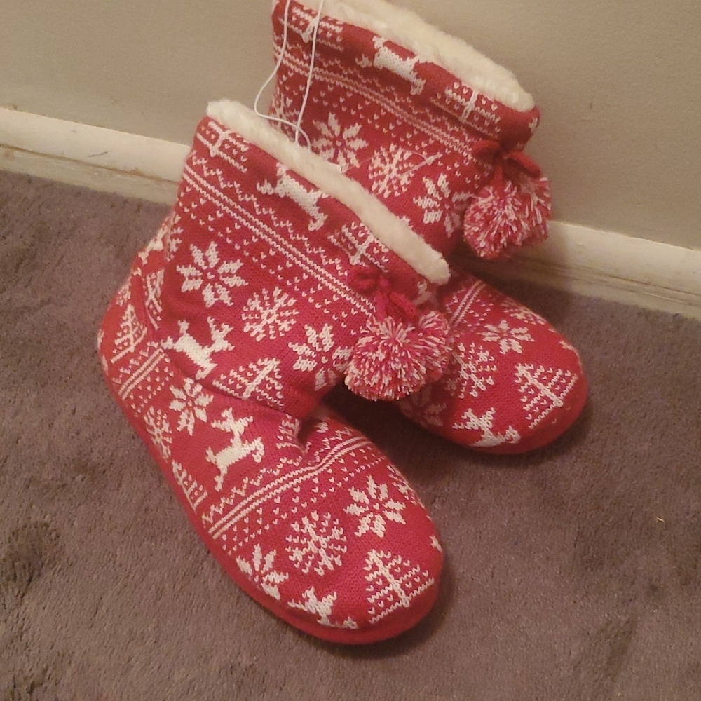 Red and White Knit Slipper Boots